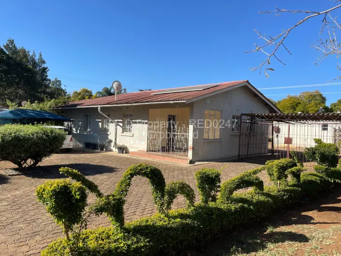 3 Bedroom House for Sale in Hillcrest, Bulawayo