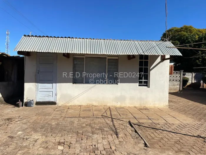 3 Bedroom House for Sale in Hillcrest, Bulawayo