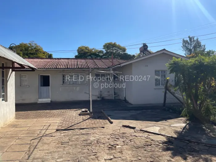 3 Bedroom House for Sale in Hillcrest, Bulawayo