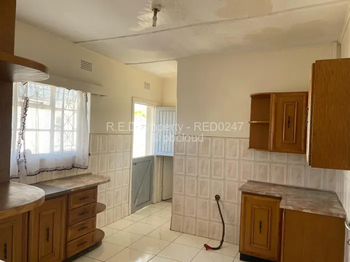 3 Bedroom House for Sale in Hillcrest, Bulawayo