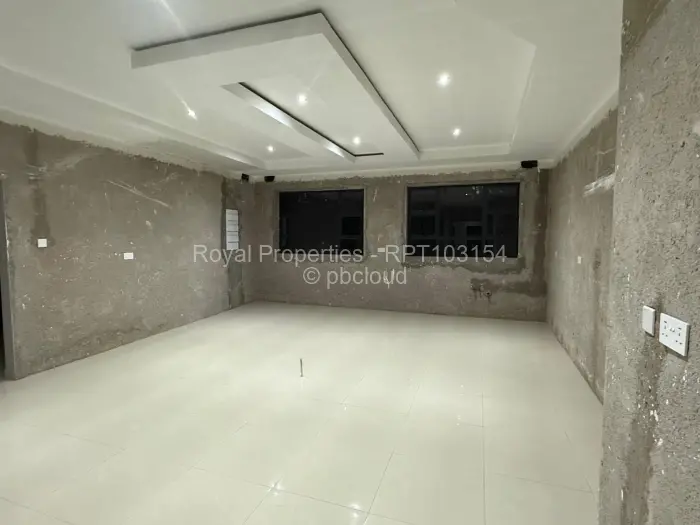 8 Bedroom House for Sale in Brookeview, Harare