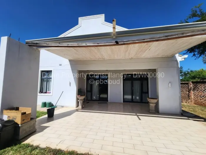 Townhouse/Cluster for Sale in Arlington, Harare