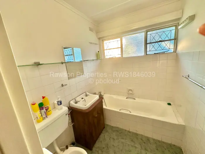 4 Bedroom House for Sale in Kariba, Kariba