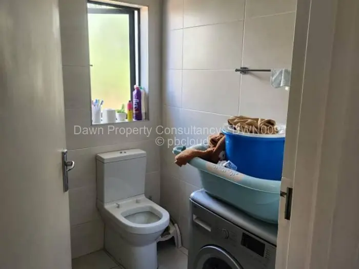 Townhouse/Cluster for Sale in Arlington, Harare