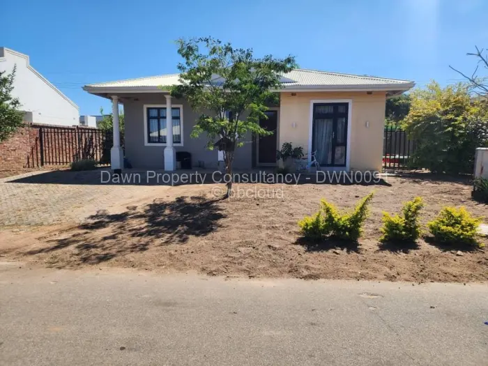 Townhouse/Cluster for Sale in Arlington, Harare