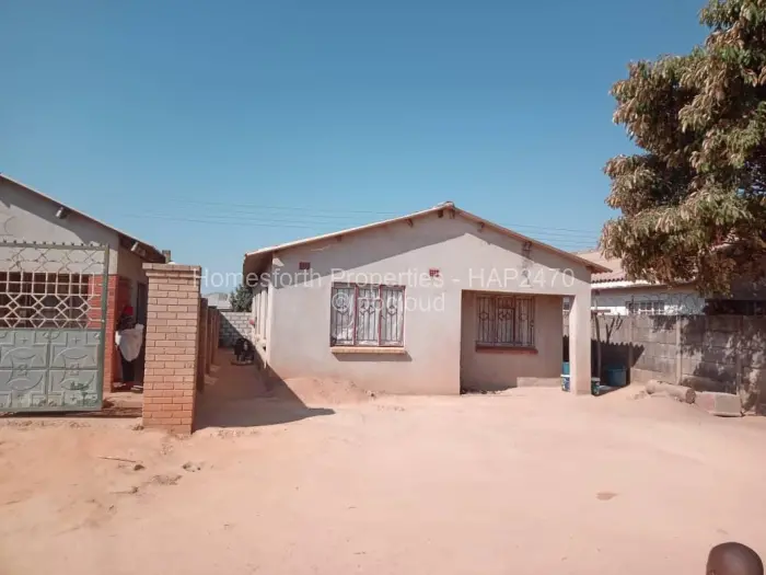3 Bedroom House for Sale in Tafara, Harare