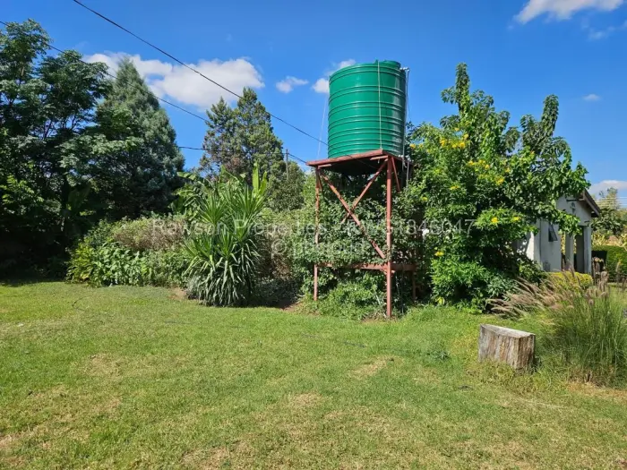 7 Bedroom House for Sale in Matsheumhlope, Bulawayo