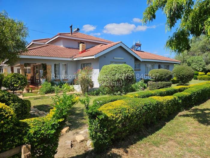 7 Bedroom House for Sale in Matsheumhlope, Bulawayo
