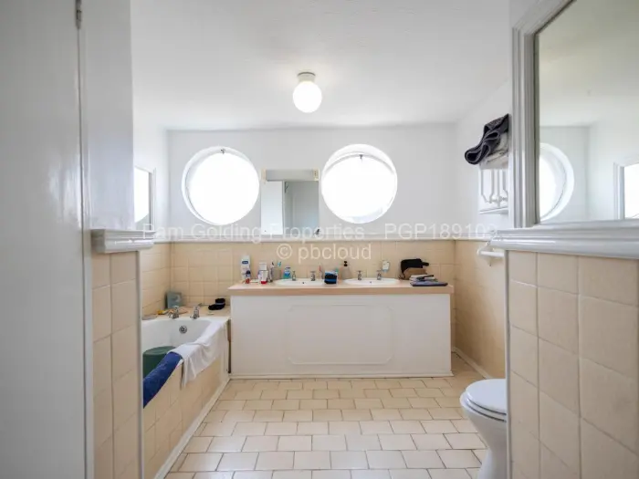 Flat/Apartment for Sale in Avenues, Harare