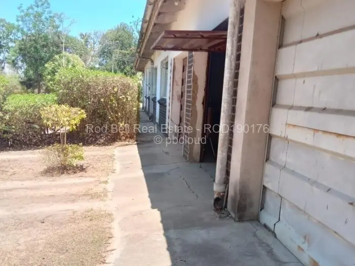4 Bedroom House for Sale in Mvurwi, Mvurwi