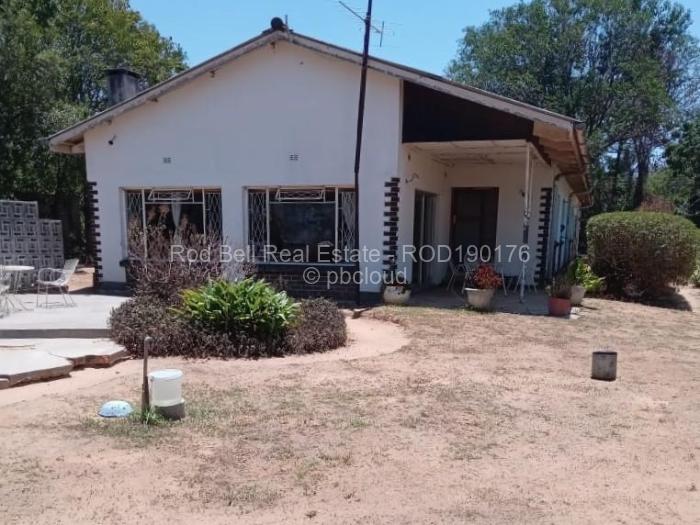 4 Bedroom House for Sale in Mvurwi, Mvurwi