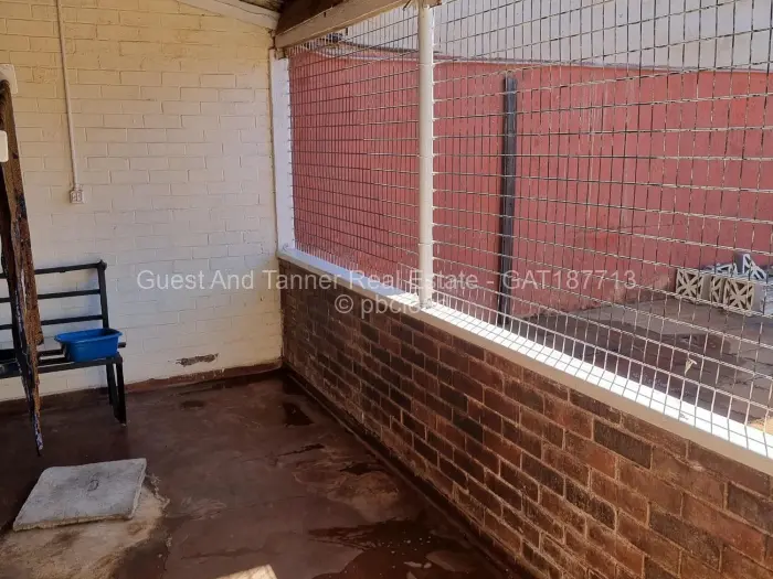 3 Bedroom House for Sale in Paddonhurst, Bulawayo