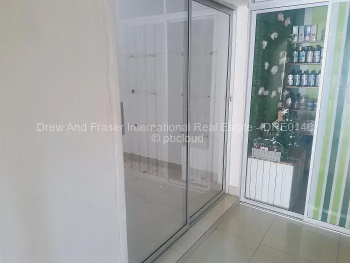 Commercial Property to Rent in Avenues, Harare