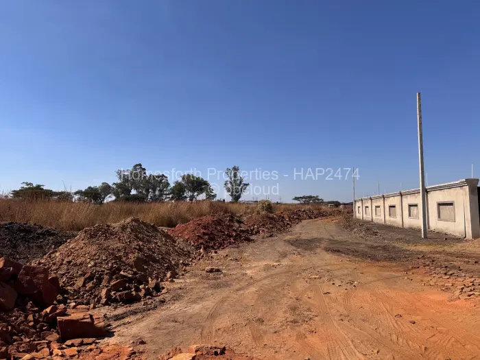 Stand for Sale in Haydon Park, Mazowe