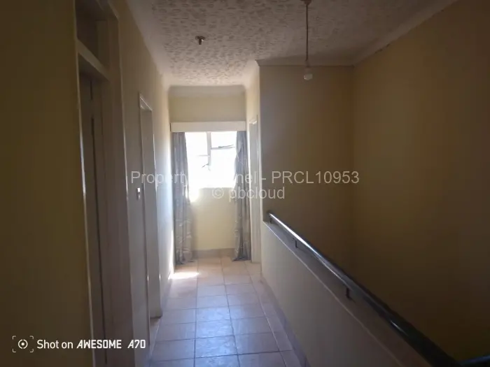 9 Bedroom House for Sale in Highlands, Harare