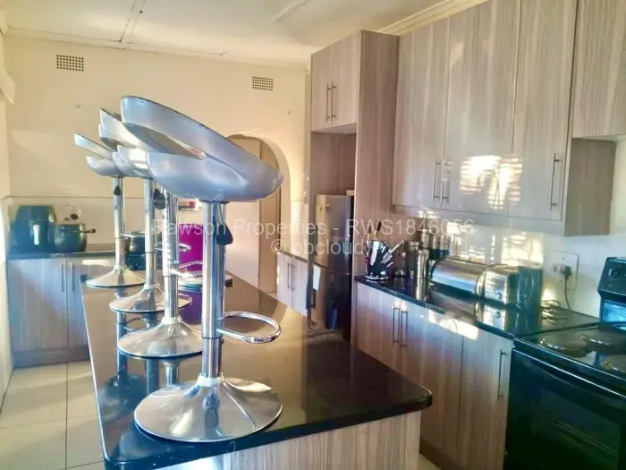 4 Bedroom House for Sale in Matsheumhlope, Bulawayo