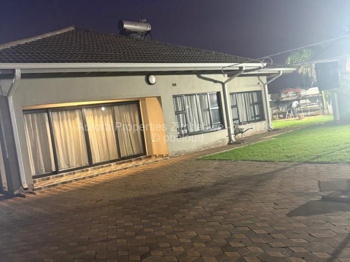 3 Bedroom Cottage/Garden Flat to Rent in Mount Pleasant Heights, Harare