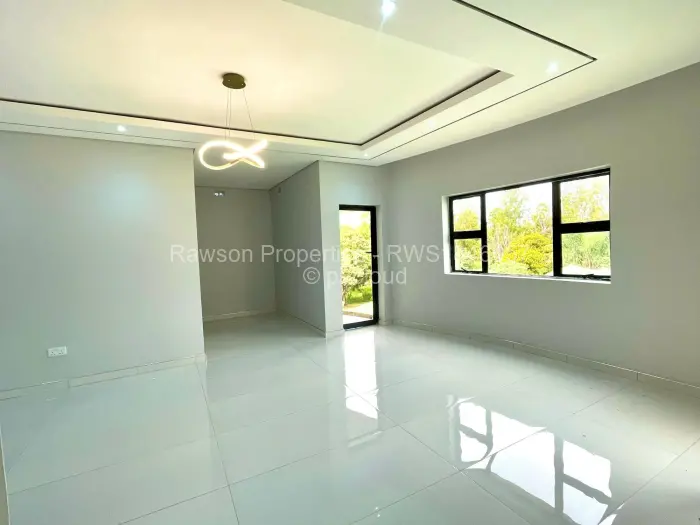 Flat/Apartment for Sale in Glen Lorne, Harare