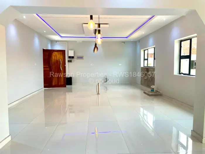 Flat/Apartment for Sale in Glen Lorne, Harare