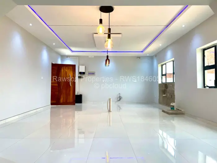 Flat/Apartment for Sale in Glen Lorne, Harare