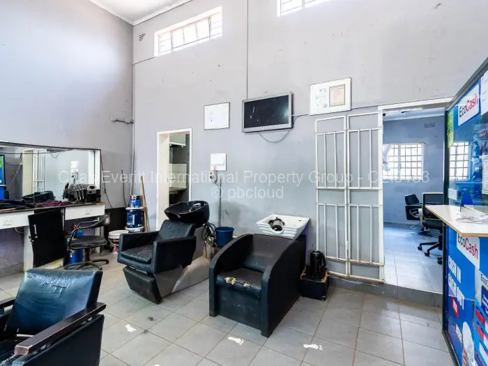 Warehouse/Industrial for Sale in Mabelreign, Harare