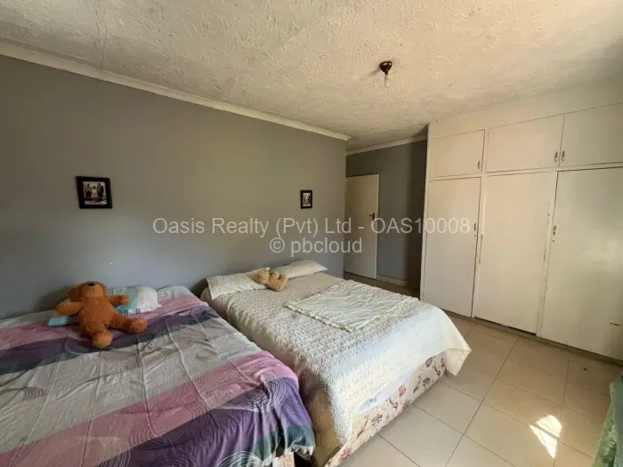 4 Bedroom House for Sale in Greystone Park, Harare