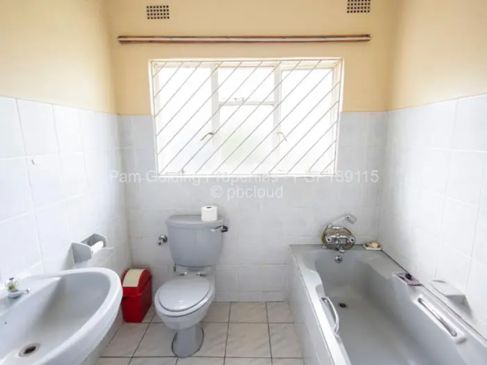 Townhouse/Complex/Cluster for Sale in Greendale, Harare