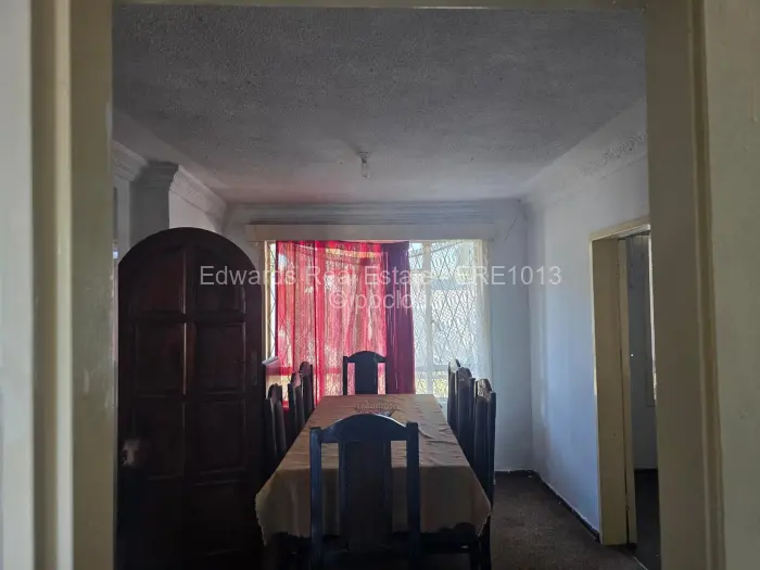 4 Bedroom House for Sale in Southerton, Harare