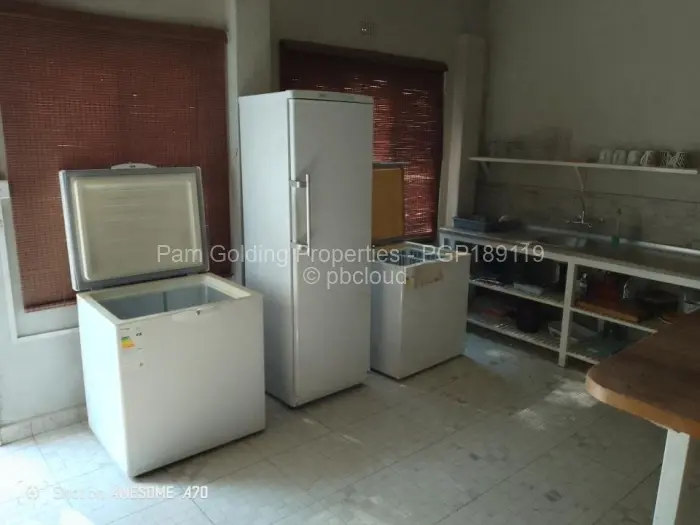 3 Bedroom House for Sale in Mlibizi, Kariba