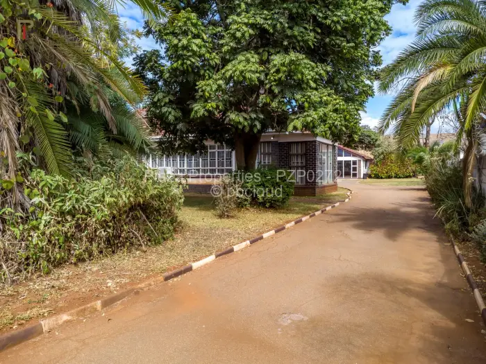 4 Bedroom House for Sale in Eastlea, Harare