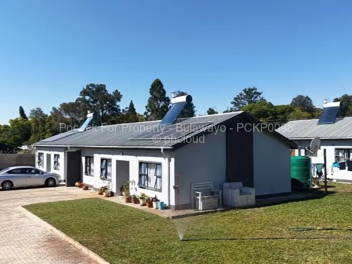 Townhouse/Cluster for Sale in Hillside Byo, Bulawayo