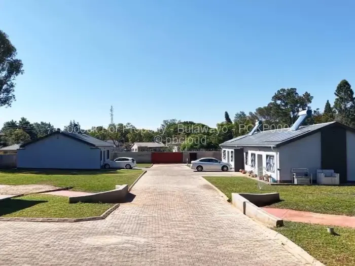 Townhouse/Cluster for Sale in Hillside Byo, Bulawayo