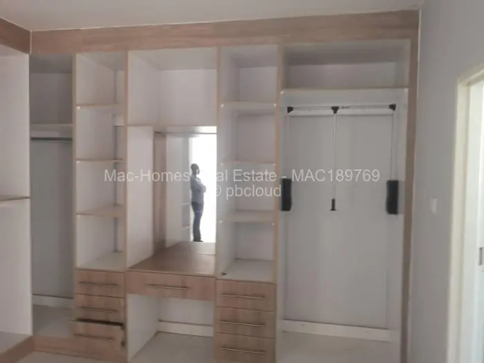 4 Bedroom House for Sale in Cold Comfort, Harare