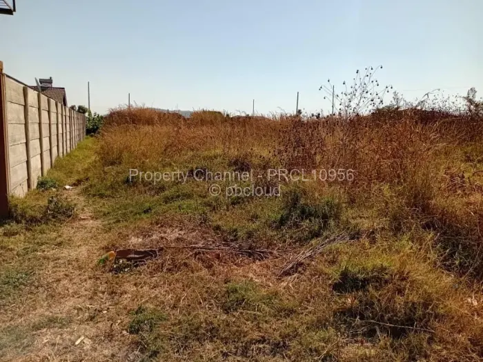 Stand for Sale in Haydon Park, Mazowe