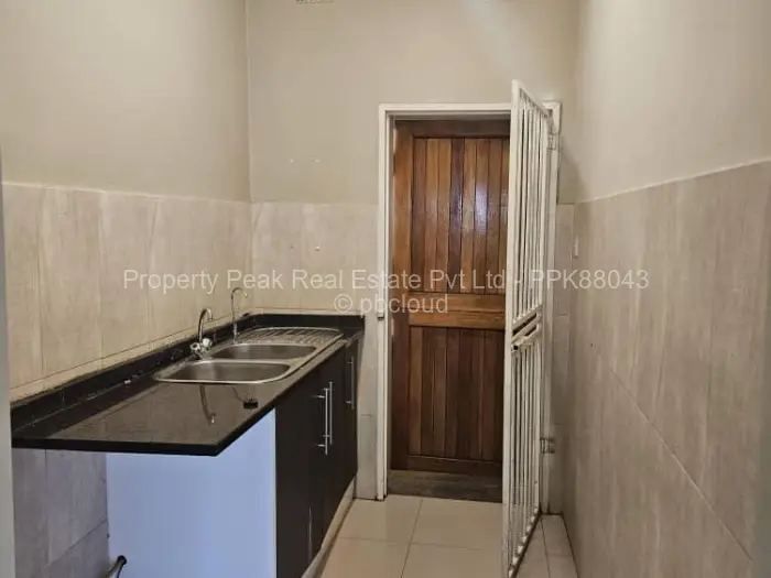 3 Bedroom House to Rent in Newlands, Harare
