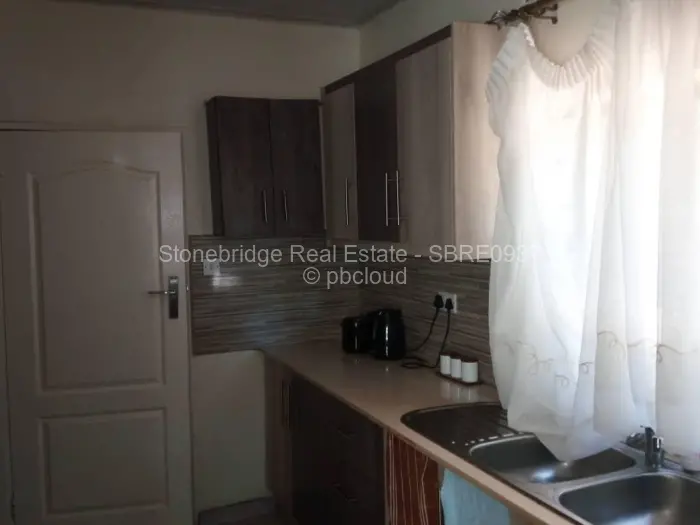 3 Bedroom House for Sale in Selbourne Park, Bulawayo
