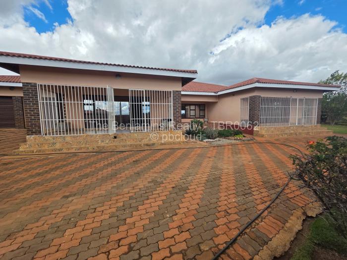 5 Bedroom House to Rent in The Grange, Harare