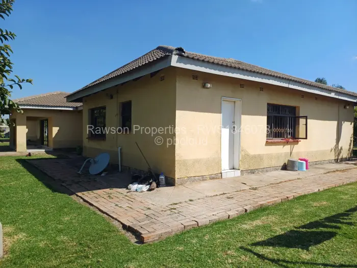 13 Bedroom House for Sale in Goodhope, Harare