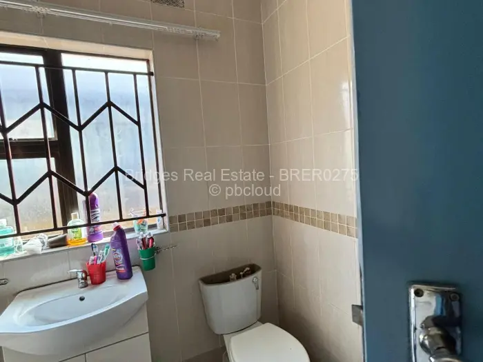 2 Bedroom House to Rent in Aspindale Park