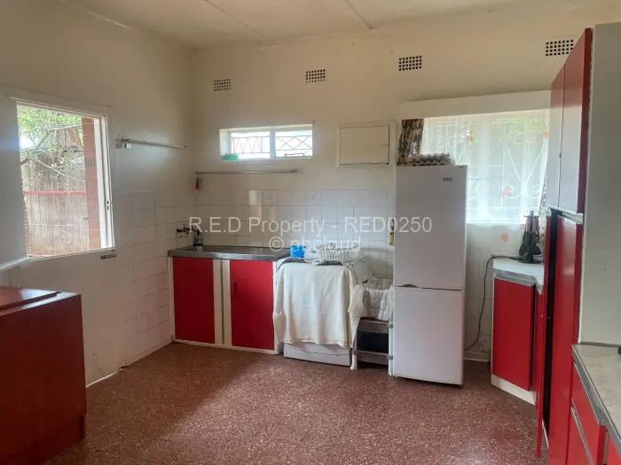 3 Bedroom House for Sale in Famona, Bulawayo