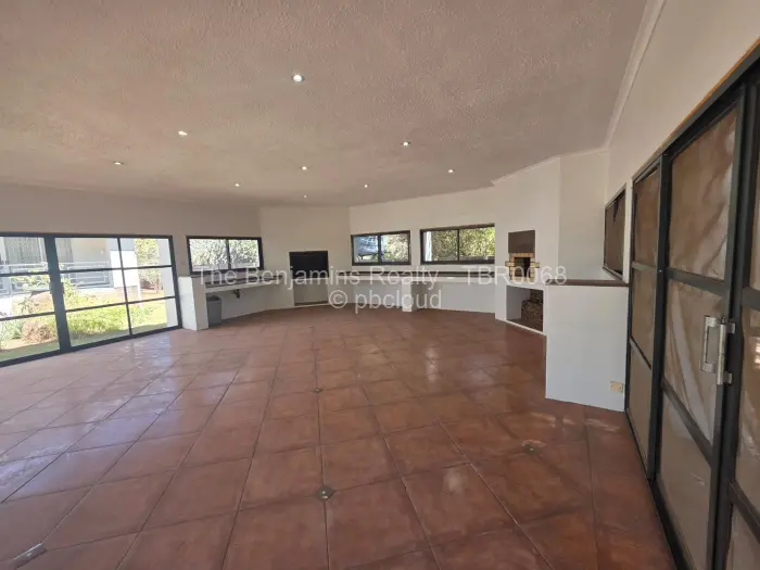 4 Bedroom House to Rent in Alexandra Park