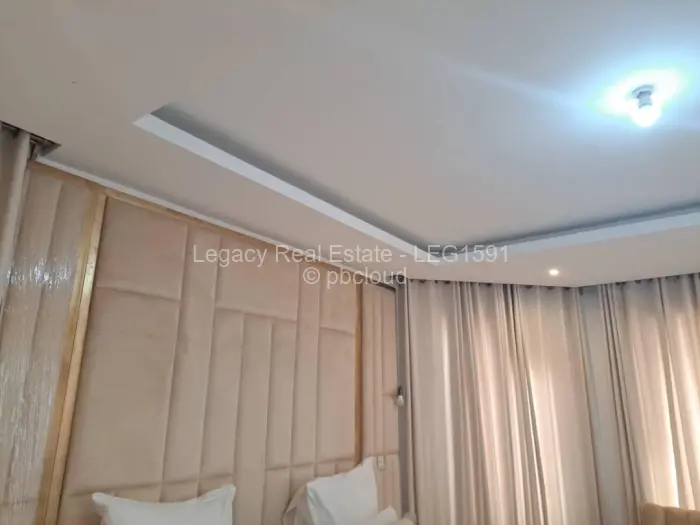 6 Bedroom House for Sale in Arlington, Harare