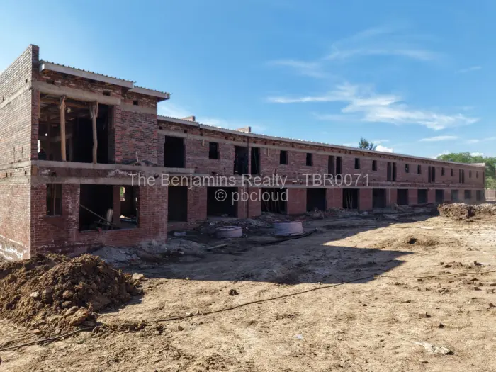 Townhouse/Cluster for Sale in Strathaven, Harare