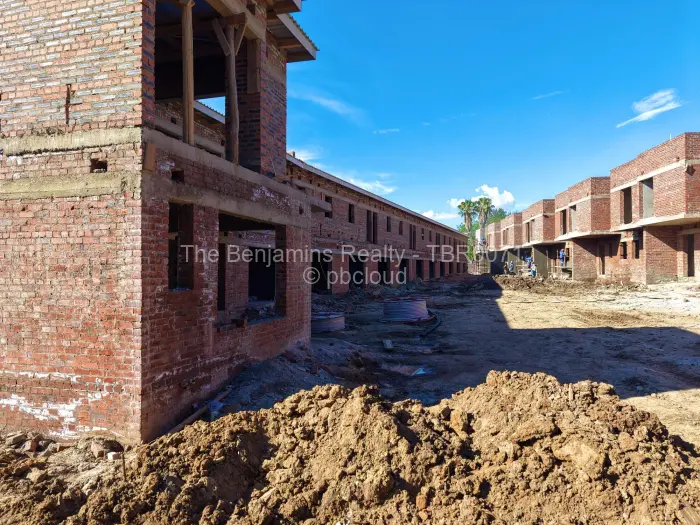 Townhouse/Cluster for Sale in Strathaven, Harare