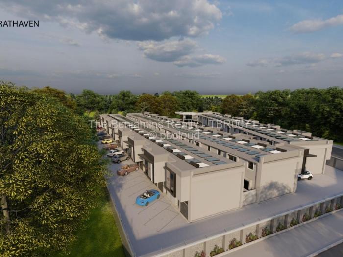 Townhouse/Cluster for Sale in Strathaven, Harare