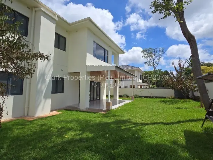 Townhouse/Cluster for Sale in Pomona, Harare