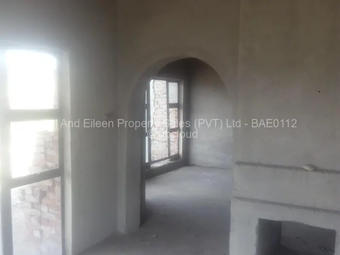 House for Sale in Crowhill Views, Harare