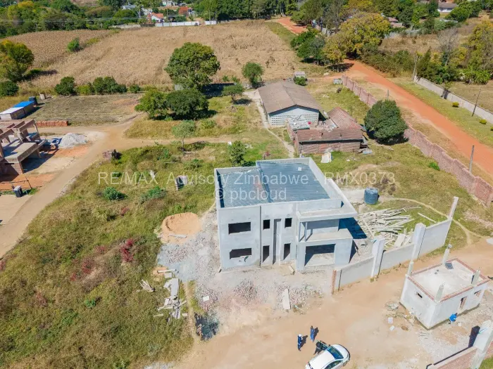 Townhouse/Cluster for Sale in Quinnington, Harare