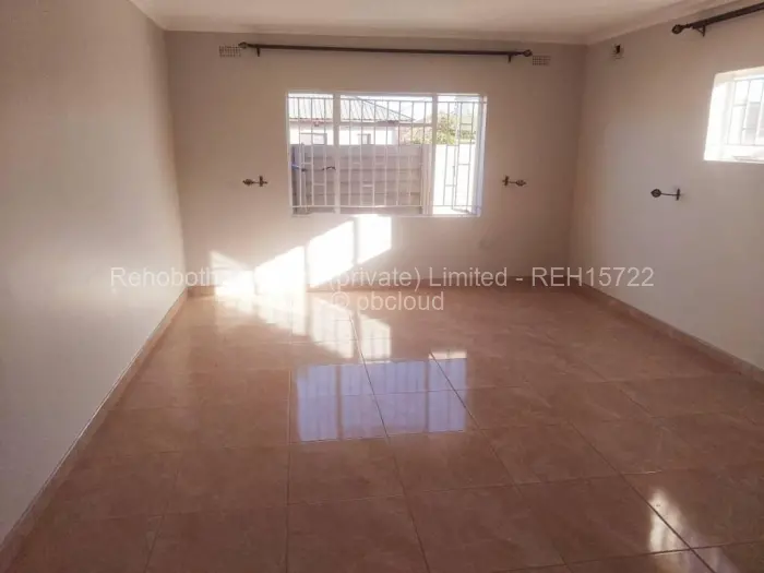 4 Bedroom House to Rent in Springvale, Ruwa