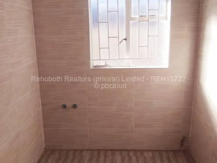 4 Bedroom House to Rent in Springvale, Ruwa